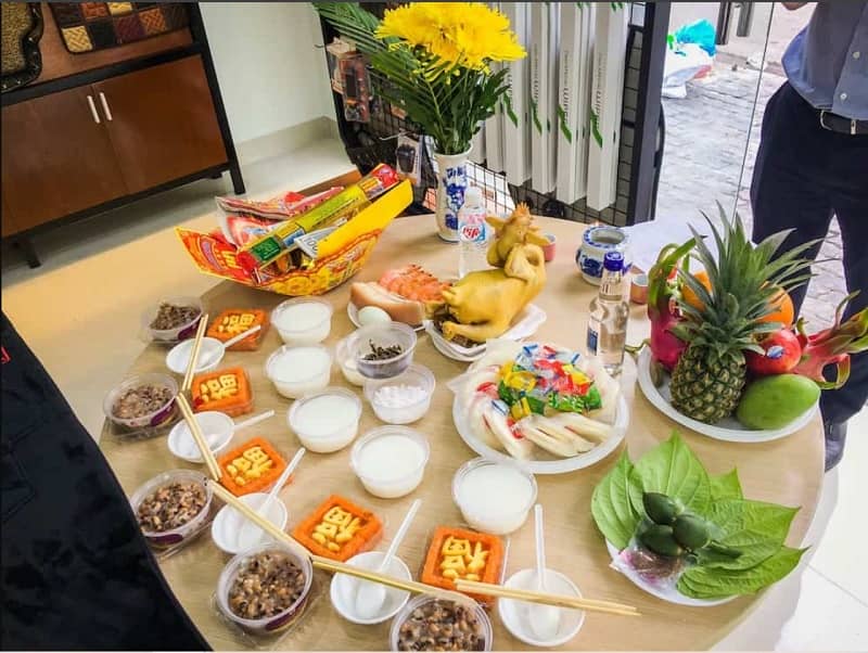 Mâm cúng khai trương cửa hàng gồm những gì