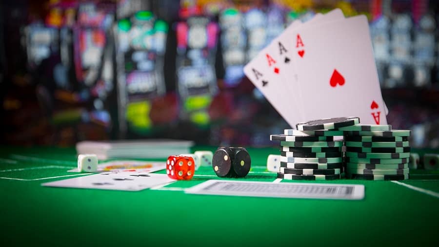 Bản chất của thị trường game bài online và tâm lý người chơi