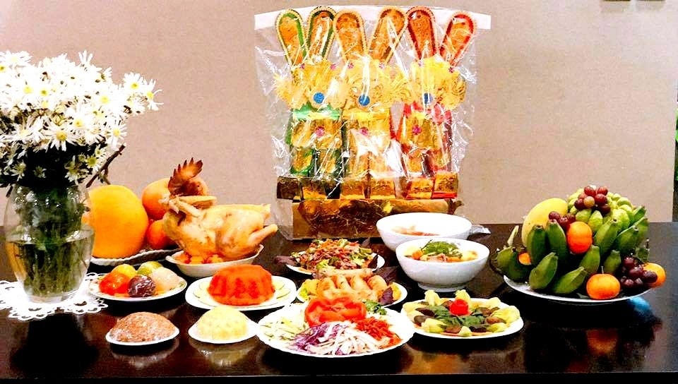 Có nên đặt mâm cúng ngay trên bếp nấu không