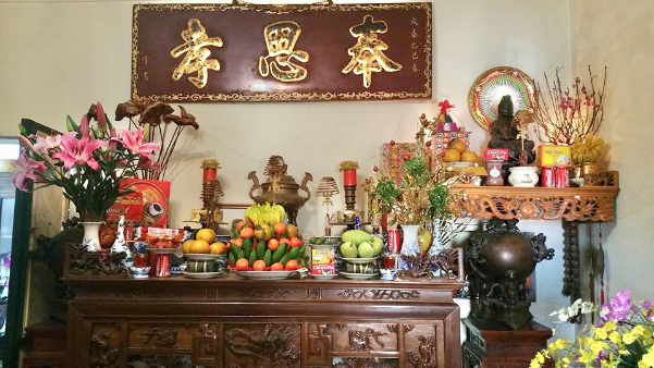 Mâm cúng gia tiên là gì?