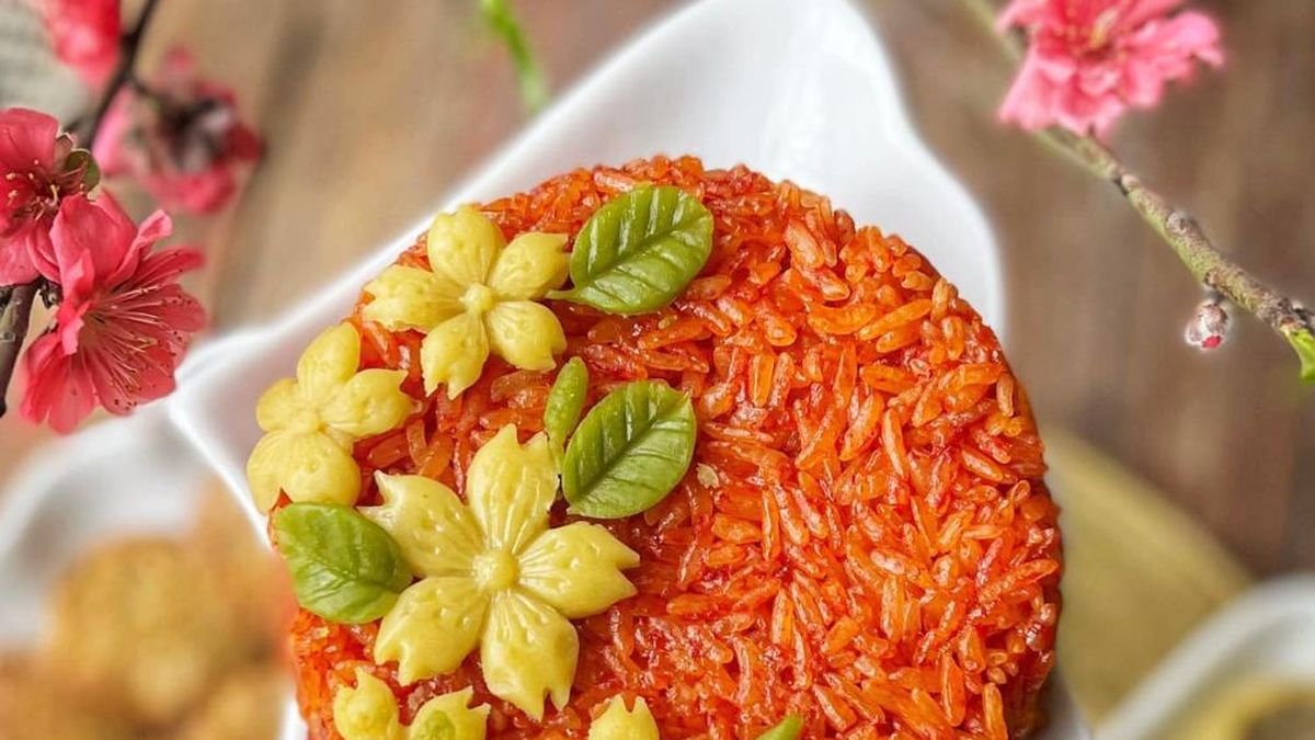 Xôi cúng nên chọn màu đỏ hay màu vàng?