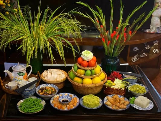 Cúng gia tiên