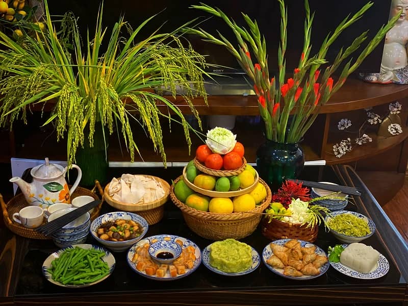 Cúng gia tiên